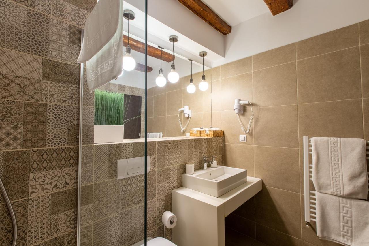 סיביו Vendi Grand Square Residence מראה חיצוני תמונה