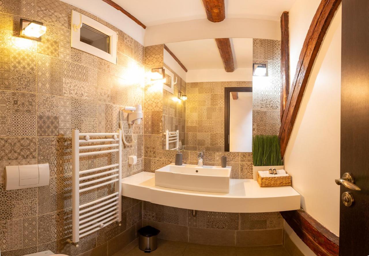 סיביו Vendi Grand Square Residence מראה חיצוני תמונה