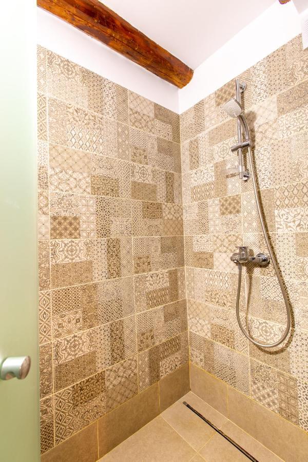 סיביו Vendi Grand Square Residence מראה חיצוני תמונה